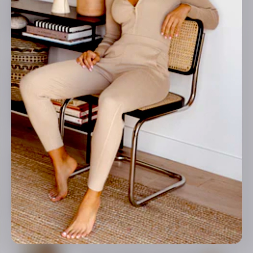 Nordstrom JLuxlabel Two piece knit set.